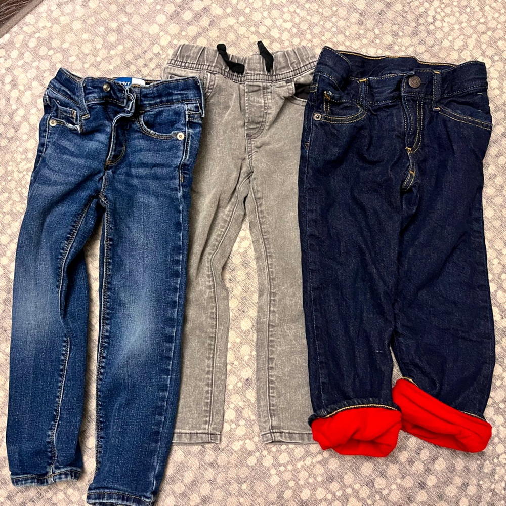 Lot of 3 4T jeans from Gap and Old Navy
